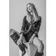 CHAQUETA JOYA NEGRA BORDADA CON BORLAS