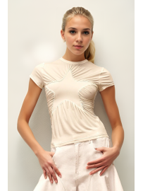 CAMISETA CON PATRÓN ESTRELLA BLANCA