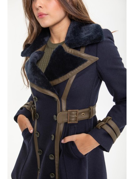 ABRIGO COMBINADO AZUL Y KAKI