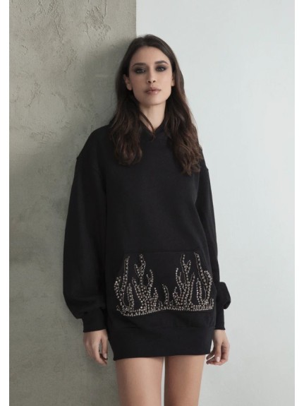 VESTIDO SUDADERA CON CAPUCHA Y BOLSILLOS EN LLAMAS