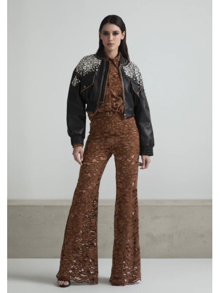 CHAQUETA BOMBER ECO-PIEL CON CRISTALES RHINESTONE BORDADOS A MANO