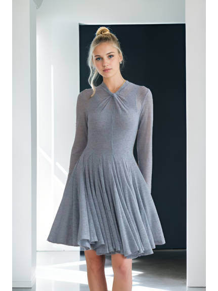 VESTIDO MINI DE PUNTO GRIS CON DETALLE TORCIDO