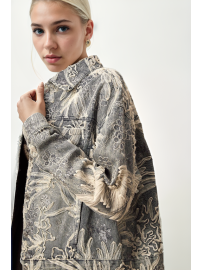 CHAQUETA VAQUERA CON LENTEJUELAS BORDADAS